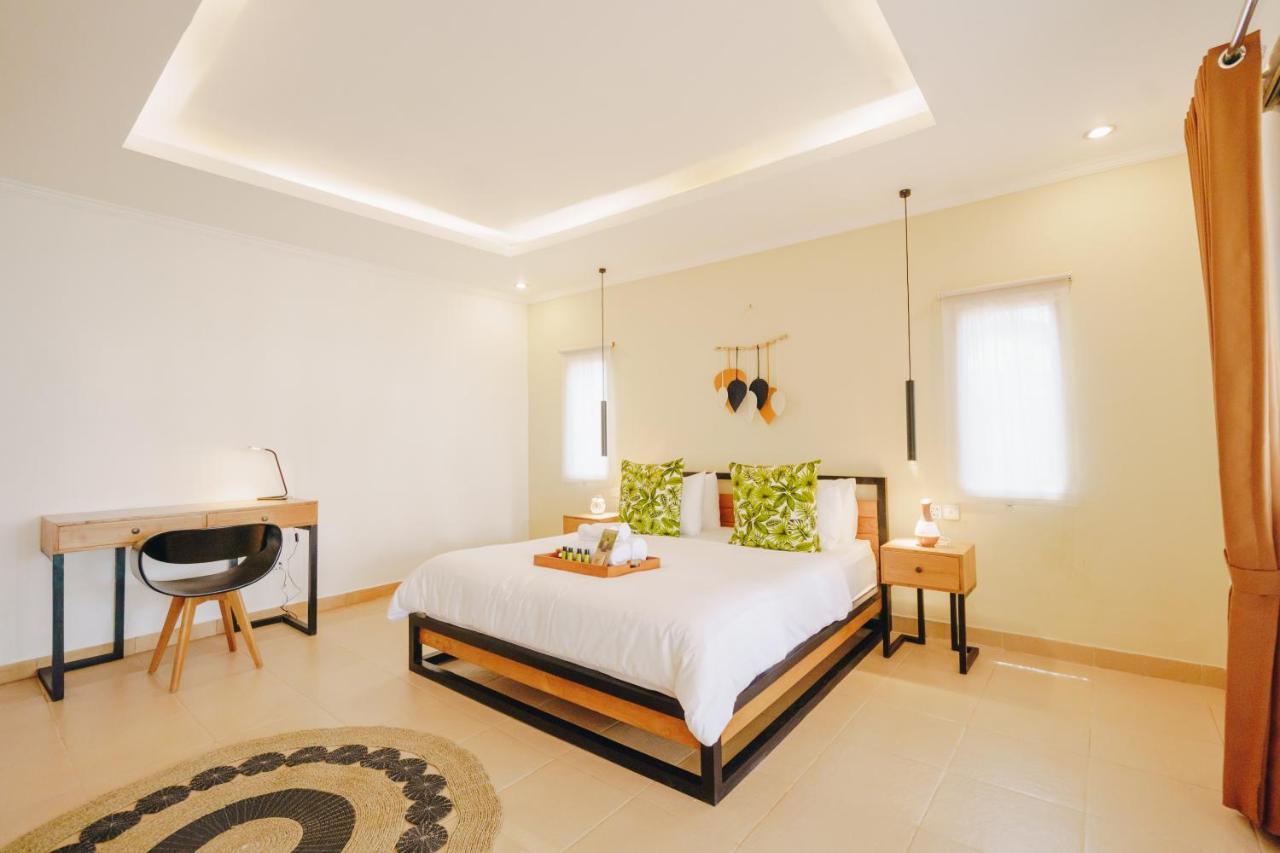 Villa Orked 3 With Family Room Seminyak Extérieur photo