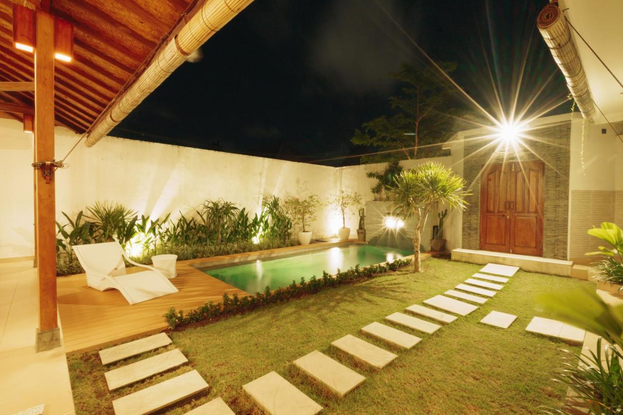 Villa Orked 3 With Family Room Seminyak Extérieur photo