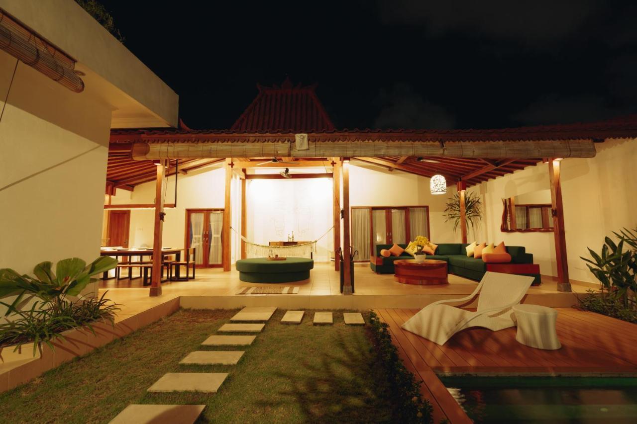 Villa Orked 3 With Family Room Seminyak Extérieur photo