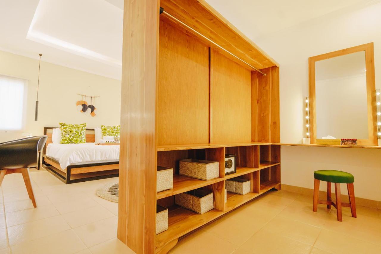Villa Orked 3 With Family Room Seminyak Extérieur photo